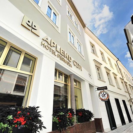 APLEND CITY Hotel Perugia Bratislava Buitenkant foto