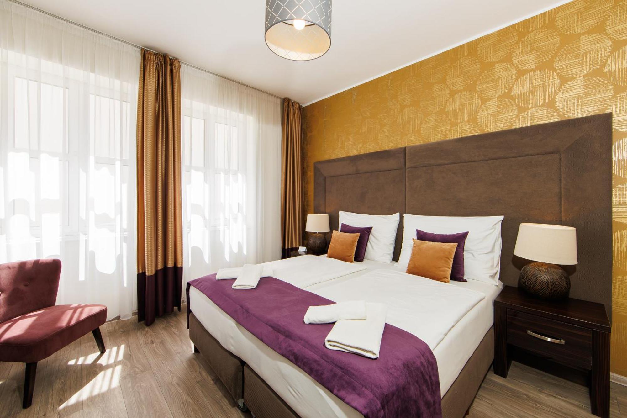 APLEND CITY Hotel Perugia Bratislava Buitenkant foto